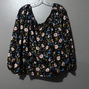 🎄🎄4/$10🎄🎄 Cute floral top